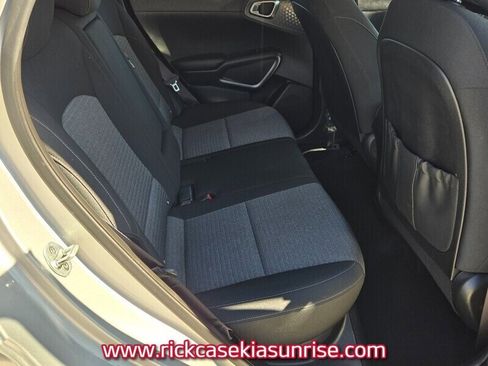 Used 2020 Kia Soul EX image 17