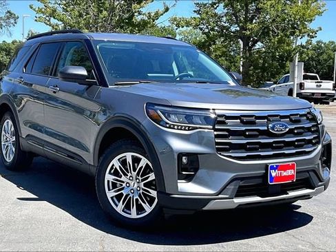 New 2026 Ford Explorer Active w/ Active Comfort Package AWD/4WD image 2