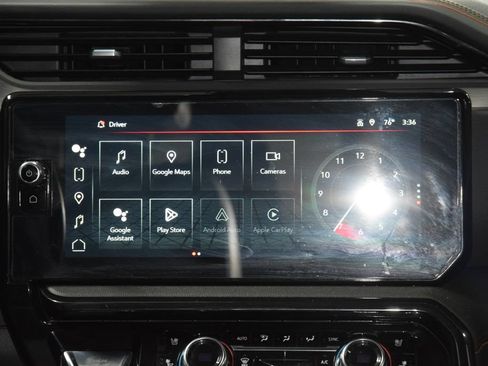 Used 2023 GMC Sierra 1500 AT4 w/ Technology Package AWD/4WD image 28