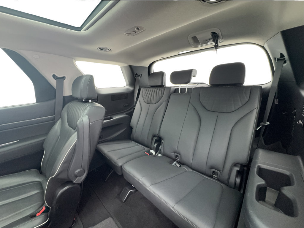 Used 2024 Hyundai Palisade Limited FWD image 27
