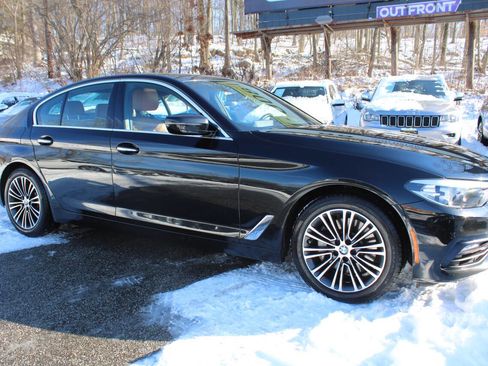 Used 2017 BMW 530i xDrive 530i xDrive AWD 4dr Sedan image 5