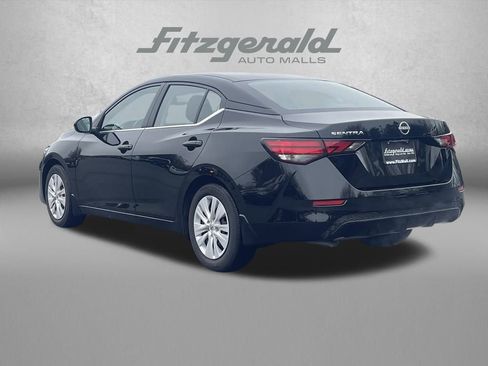 Used 2025 Nissan Sentra S image 8