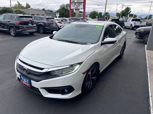 Used 2016 Honda Civic Touring image 44