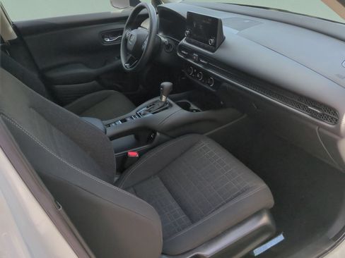 Certified 2023 Honda HR-V LX image 19