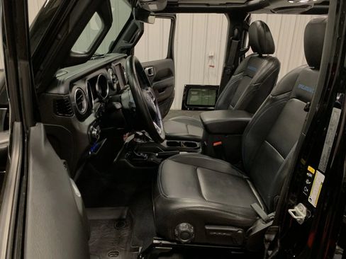 Used 2022 Jeep Wrangler Unlimited Rubicon 4xe w/ Cold Weather Group image 41