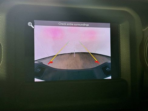 Used 2023 Jeep Gladiator Sport image 15