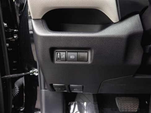 Certified 2025 Toyota RAV4 XLE FWD image 13