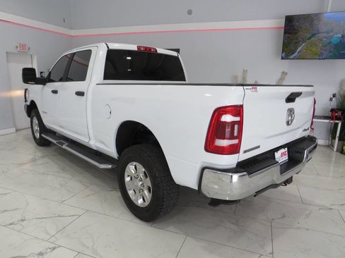 Used 2023 RAM 2500 Big Horn w/ Level 1 Equipment Group AWD/4WD image 5