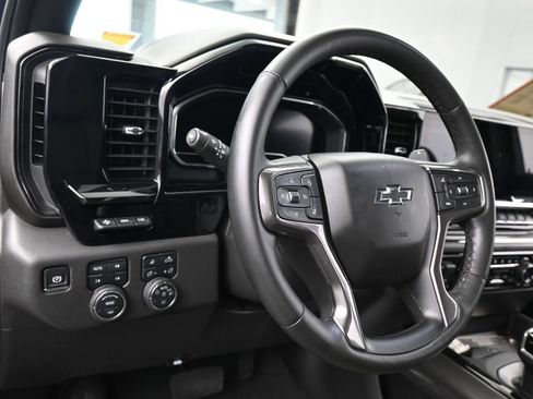 Used 2025 Chevrolet Silverado 1500 ZR2 w/ Technology Package AWD/4WD image 15