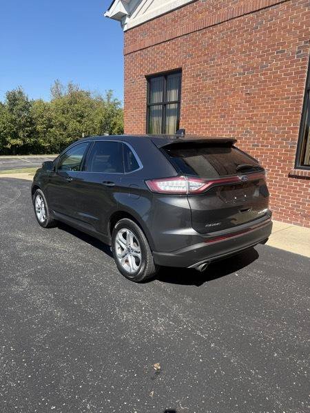 Used 2018 Ford Edge Titanium w/ Ford Safe & Smart Package FWD image 3
