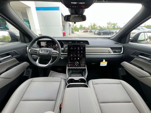 New 2026 GMC Terrain Elevation w/ Elevation Premium Package FWD image 2