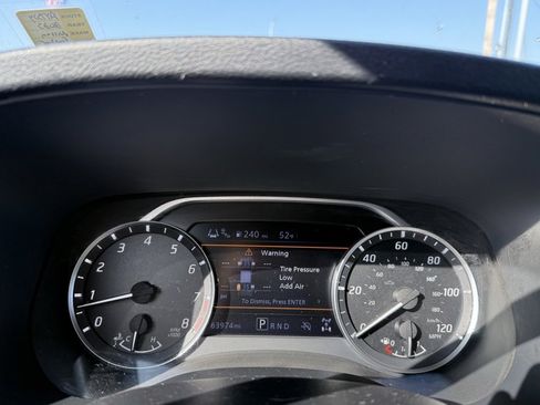 Used 2023 Nissan Frontier SV w/ Midnight Edition Package image 14