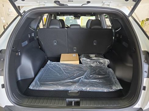 New 2025 Hyundai Tucson XRT image 14