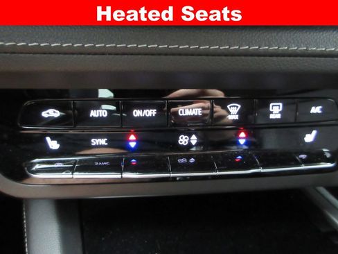 Certified 2023 Buick Envision Preferred FWD image 16