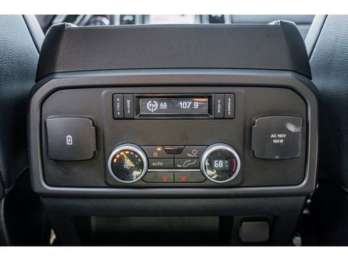 Used 2021 Ford Expedition Max Limited image 27