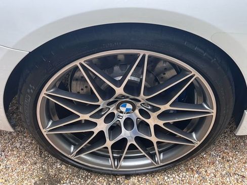 Used 2018 BMW M4 Convertible image 28