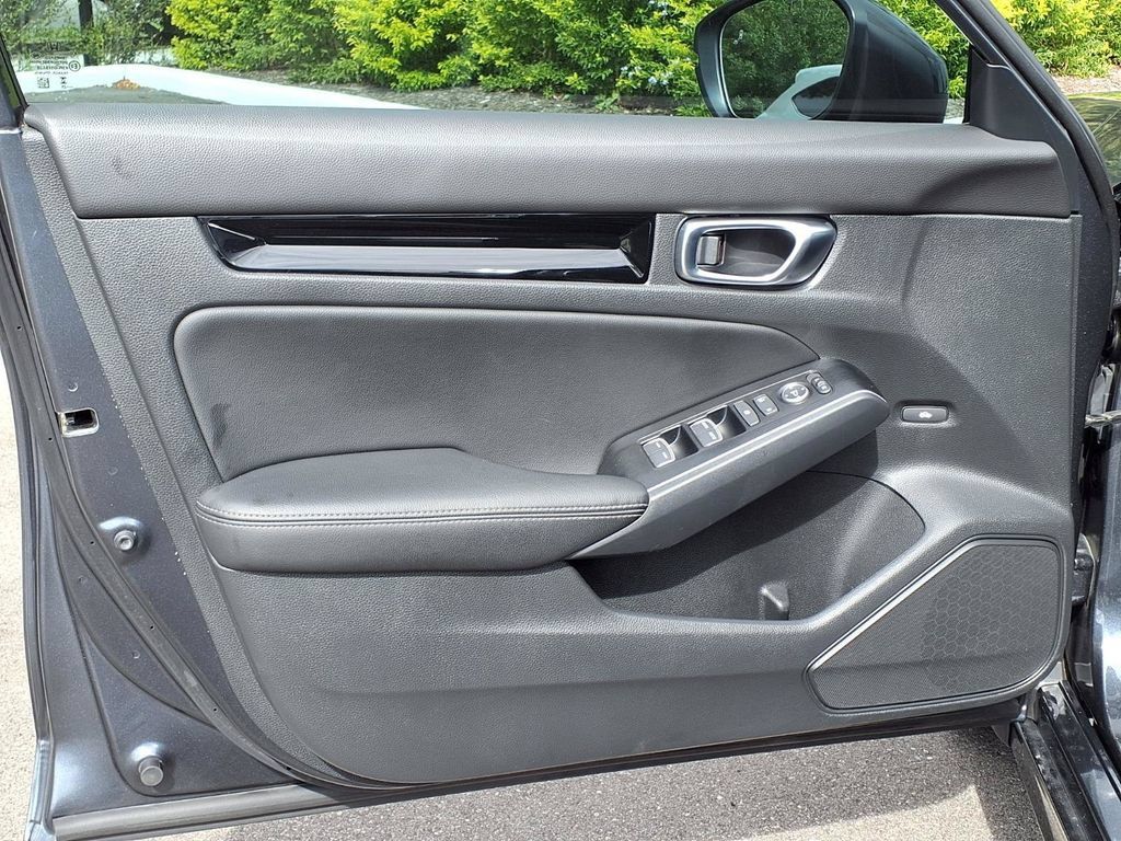 Used 2025 Honda Civic Sport Touring image 24