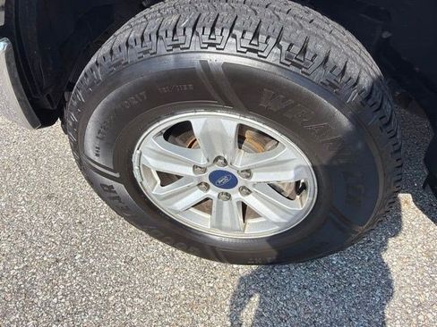 Used 2016 Ford F150 XLT w/ Equipment Group 301A Mid AWD/4WD image 10