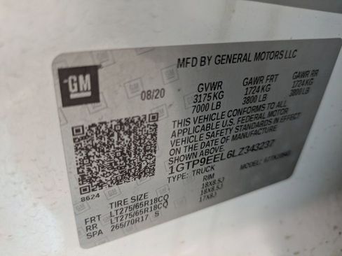 Used 2020 GMC Sierra 1500 AT4 w/ AT4 Premium Package image 17