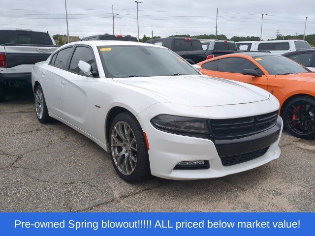 Used 2015 Dodge Charger R/T RWD image 4
