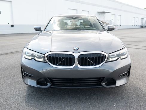 Used 2020 BMW 330i Sedan w/ Convenience Package image 9