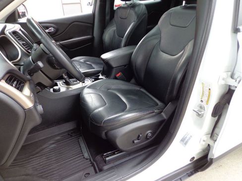 Used 2016 Jeep Cherokee High Altitude w/ Technology Group image 14