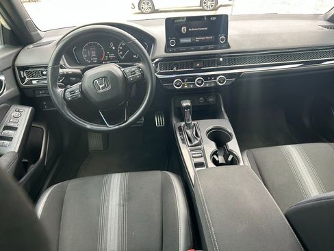 Used 2022 Honda Civic Sport image 9