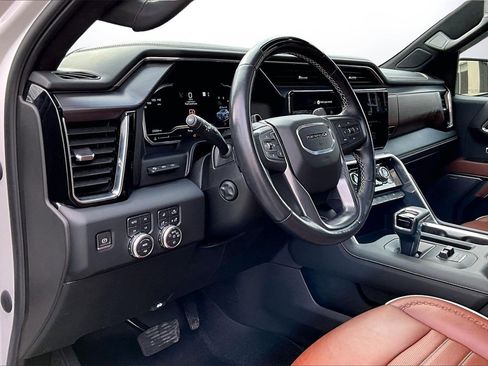 Used 2023 GMC Sierra 1500 Denali Ultimate image 20