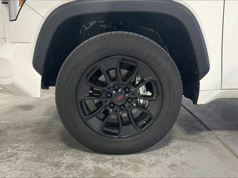 Used 2022 Toyota Tundra SR5 image 11