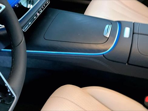 New 2026 Mercedes-Benz E 350 4MATIC Sedan image 11