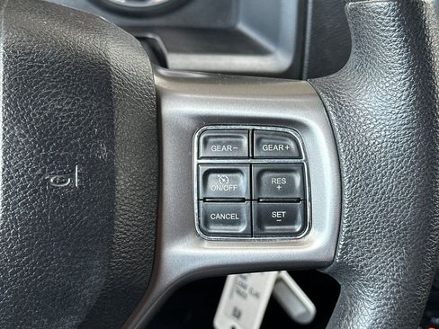 Used 2021 RAM 1500 Classic SLT image 26