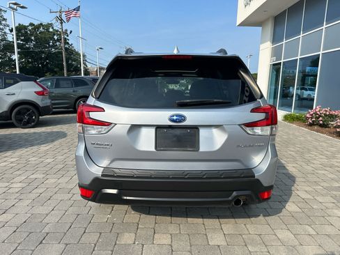 Used 2021 Subaru Forester Limited AWD/4WD image 26