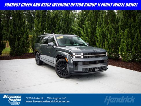 Used 2025 Hyundai Santa Fe Calligraphy FWD image 1
