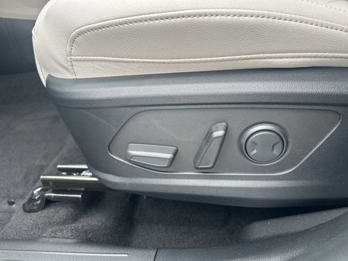 New 2026 Hyundai Tucson SEL FWD image 11