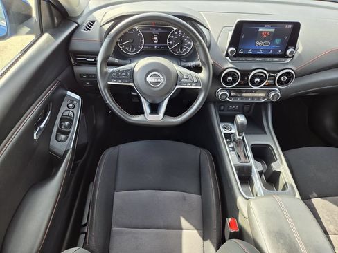 Used 2025 Nissan Sentra SR FWD image 13