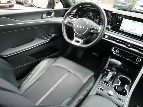 Used 2024 Kia K5 GT-Line AWD/4WD image 9