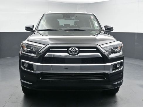 Used 2024 Toyota 4Runner Limited AWD/4WD image 3