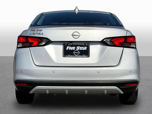 Used 2025 Nissan Versa SV FWD image 6