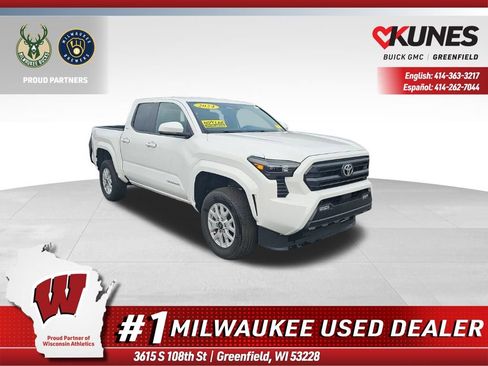 Used 2024 Toyota Tacoma SR5 AWD/4WD image 1