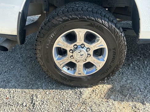Used 2024 RAM 2500 Big Horn AWD/4WD image 17