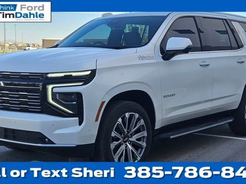 Used 2025 Chevrolet Tahoe High Country AWD/4WD image 1