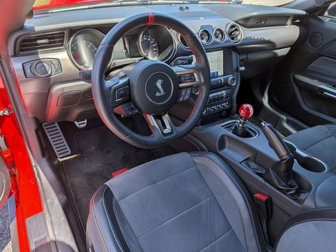 Used 2019 Ford Mustang Shelby GT350 w/ Technology Package image 15