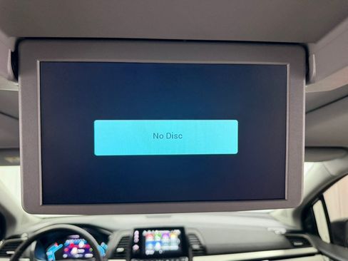 Used 2023 Honda Odyssey Touring image 19