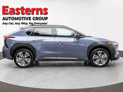 Used 2024 Subaru Solterra Touring image 4