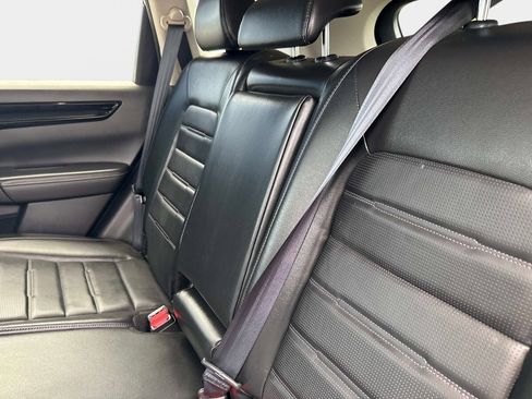 Used 2025 Honda CR-V EX-L image 12