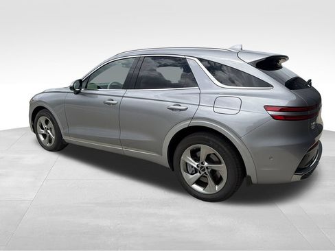 Certified 2026 Genesis GV70 2.5T Advanced AWD/4WD image 3