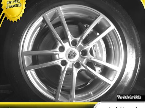 Used 2024 Porsche Cayenne AWD/4WD image 26