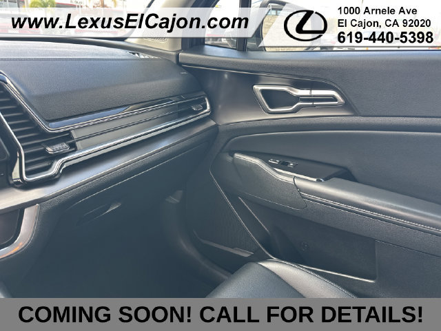 Used 2023 Kia Sportage EX AWD/4WD image 8