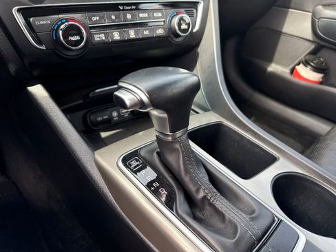 Used 2020 Kia Optima EX FWD image 24