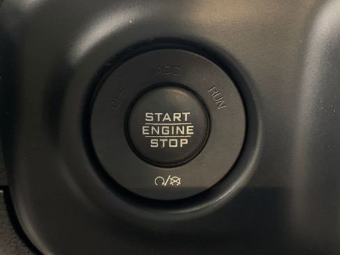 Used 2020 Jeep Gladiator Rubicon image 15